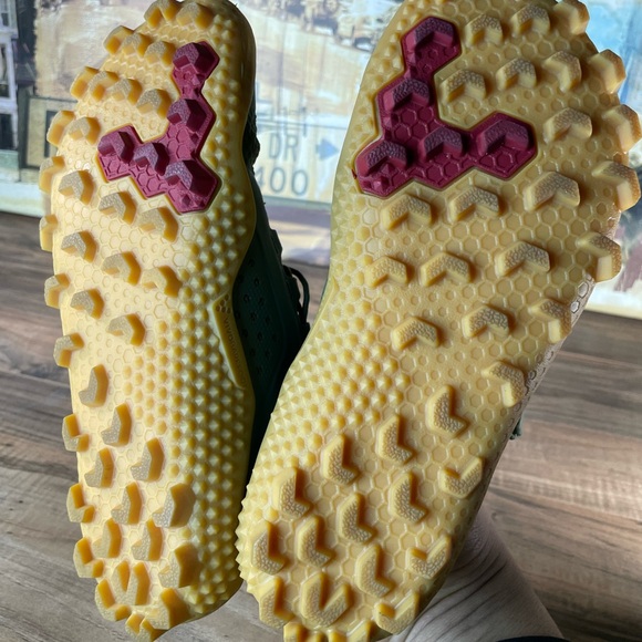 VIVOBAREFOOT womens shoes (36L) - Picture 6 of 8